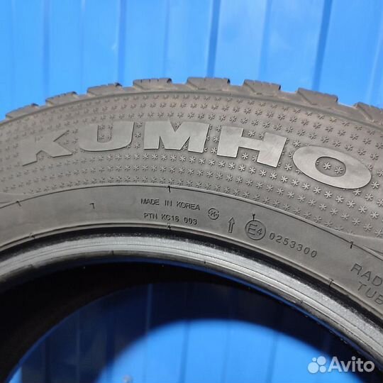 Kumho I'Zen RV Stud KC16 235/60 R18 и 255/55 R18