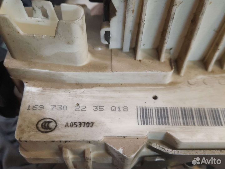 Замок двери зад.правой Мерседес GL ML w164