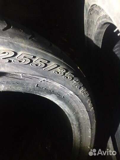 Летняя резина Pirelli 255/35/19