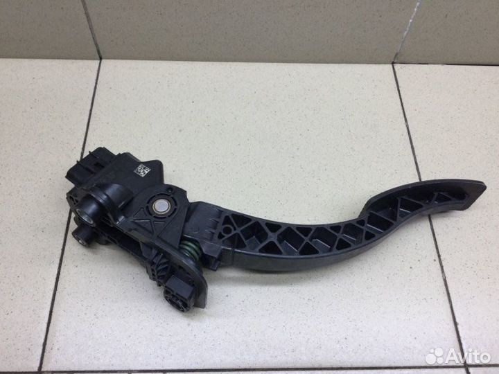 Педаль газа Mitsubishi Outlander CW 2009