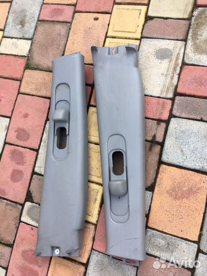 Toyota rav 4 2004 обшивка средней стойки