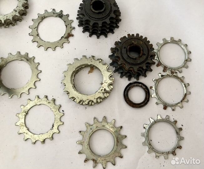 Запчасти от велосипеда. СССР