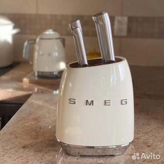 Кухонные ножи smeg
