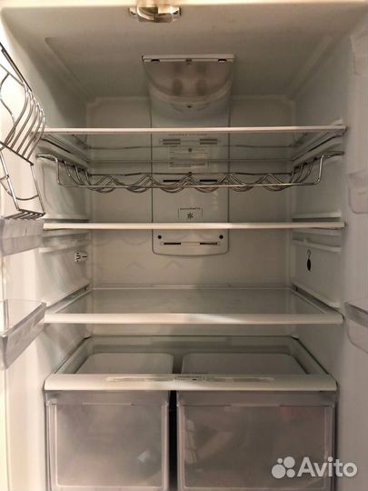 Холодильник hotpoint Ariston бу