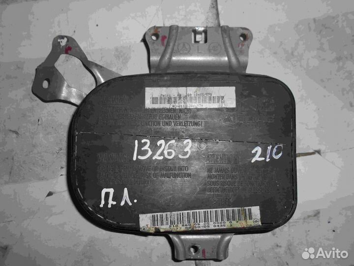 Подушка безопасности в переднюю дверь левая W210 A2108600505