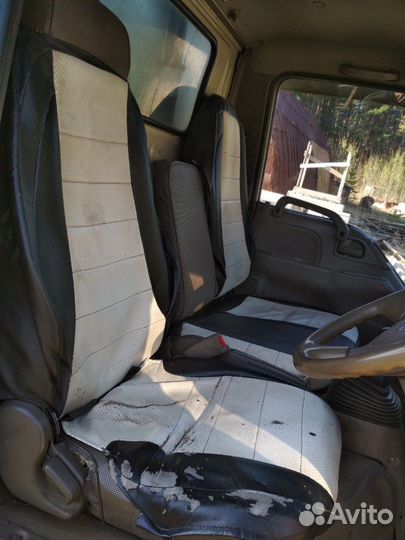 Кабина узкая Исузу Эльф в разборе