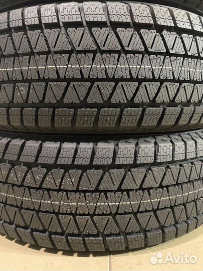 Bridgestone Blizzak DM-V3 235/65 R18