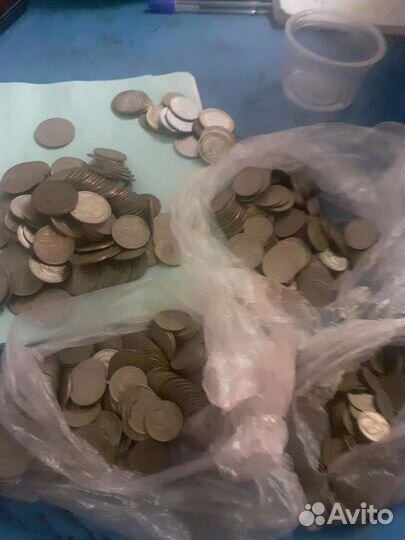 Продам 5три рублёвую купюру, с красивым номером