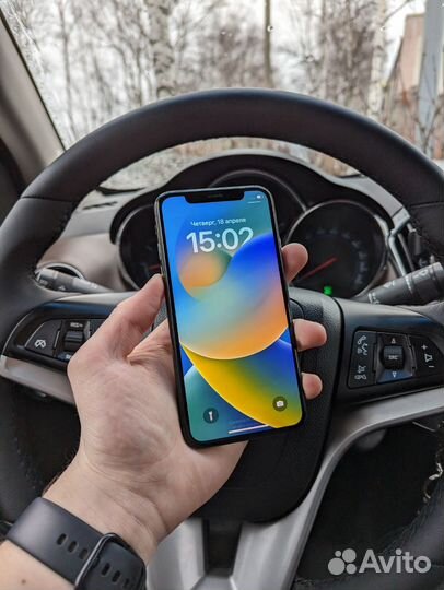 iPhone X, 64 ГБ