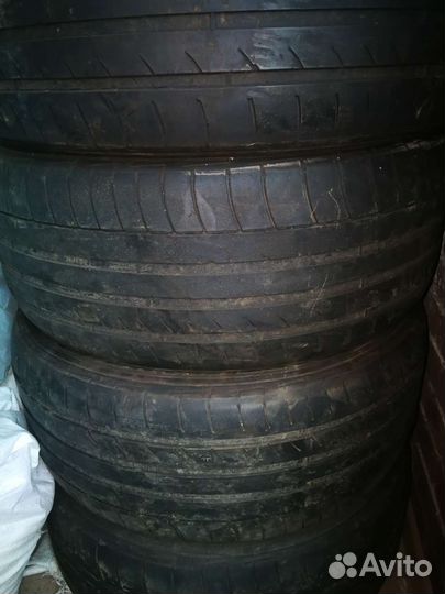 Dunlop SP Sport Maxx 265/45 R20