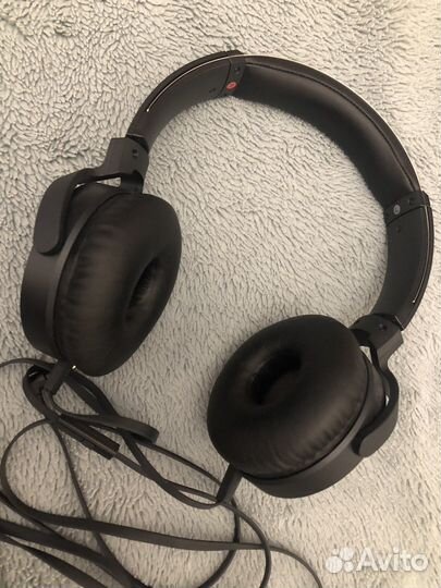 Наушники Sony MDR-XB550