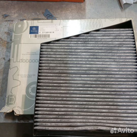 Фильтр салонный W211 A2118300018