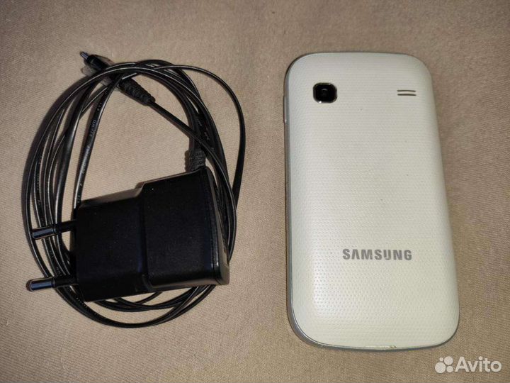 Телефон Samsung gt-s5660