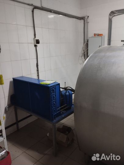 Танк охладитель молока 3200