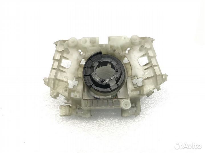 Кронштейн подрулевых переключателей Mitsubishi