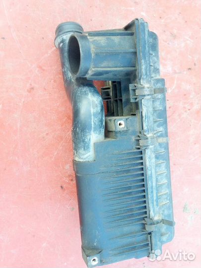 Корпус воздушного фильтра Киа Рио хэтчбек 1