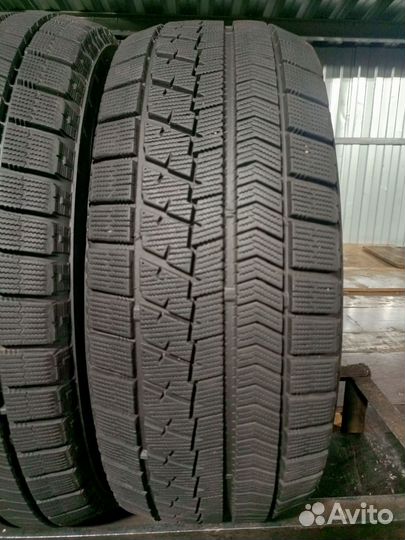 Bridgestone Blizzak VRX 215/55 R17 94S