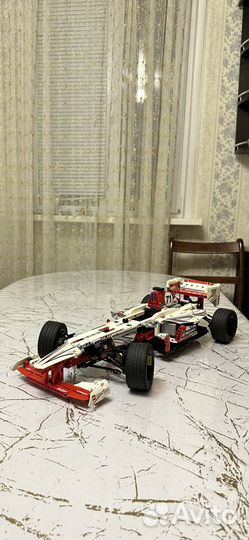 Lego technic 42000 - Чемпион (болид формула)