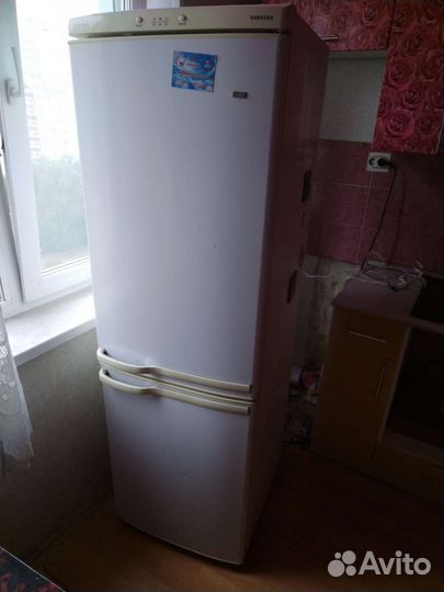Холодильник Самсунг бу