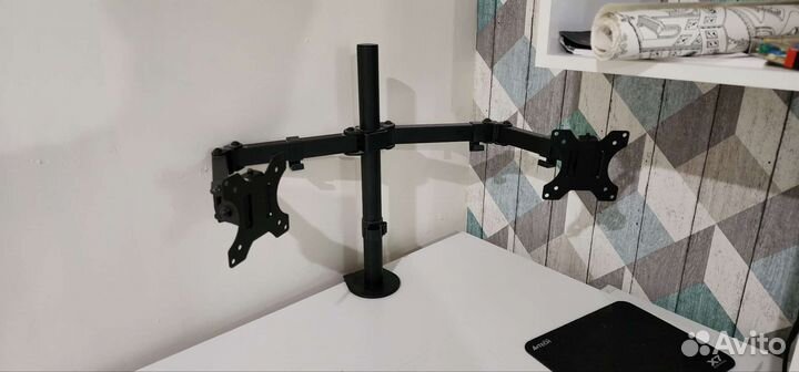 Кронштейн для мониторов