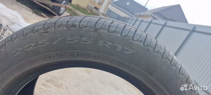 Pirelli Cinturato P7 225/55 R17 97Y