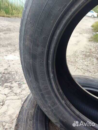 Maxxis Bravo HP-M3 225/65 R17