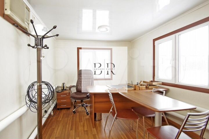 Производство Склад Теплое Фура заходит Офис 430 м²