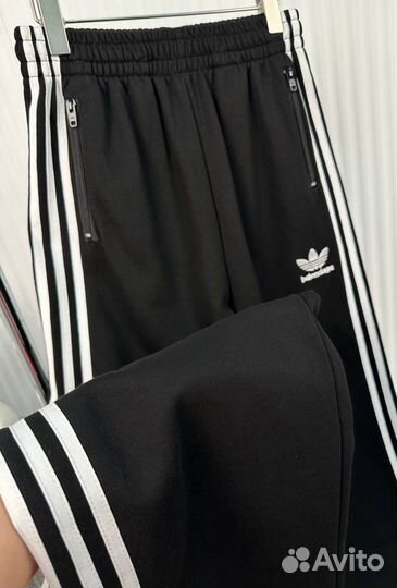 Balenciaga x Adidas штаны оверсайз (Хит 2024)