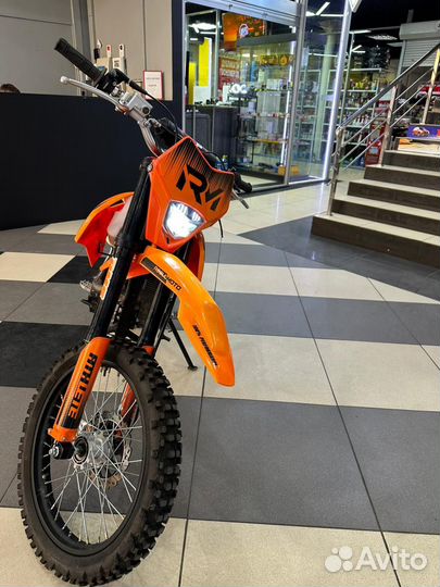 Regulmoto Athlete250