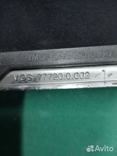 Радиаторная решотка мерседес