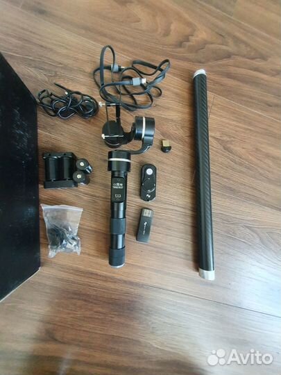 Стабилизатор Feiyu Tech G4 3-Axis Handheld Gimbal