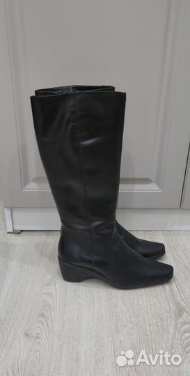 Зимние женские сапоги 38 натуральная кожа новые