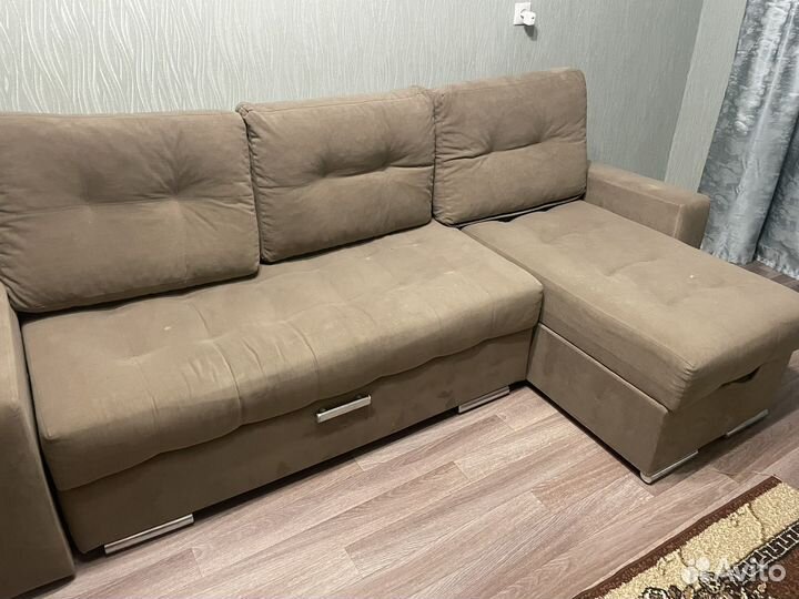 Угловой диван
