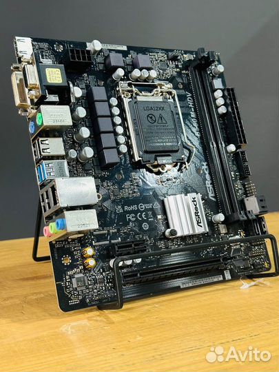 Материнская плата ASRock LGA1200
