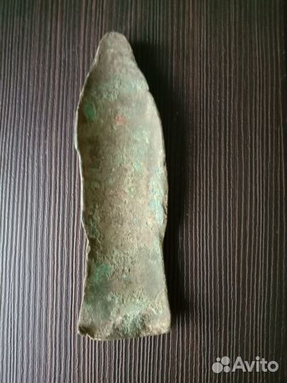 Фигурка Девы Марии, Ключ старинный, бутылочки