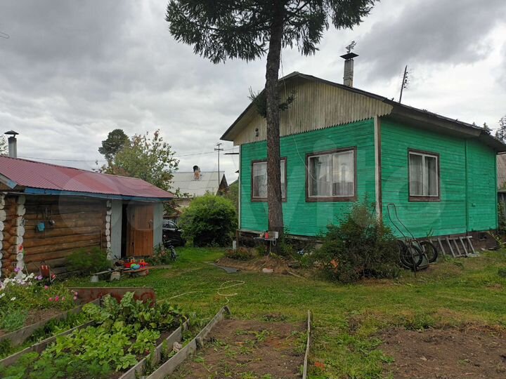 Дом 40 м² на участке 4,5 сот.