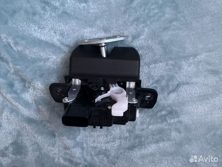 Замок багажника kia sportage 4