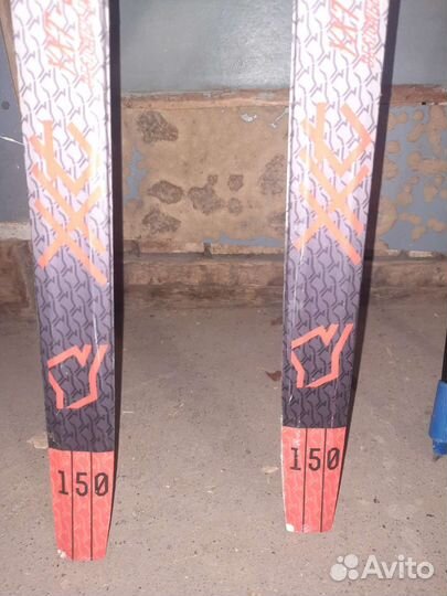 Беговые лыжи