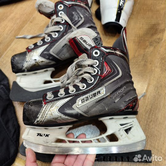 Хоккейные коньки Bauer 32размер