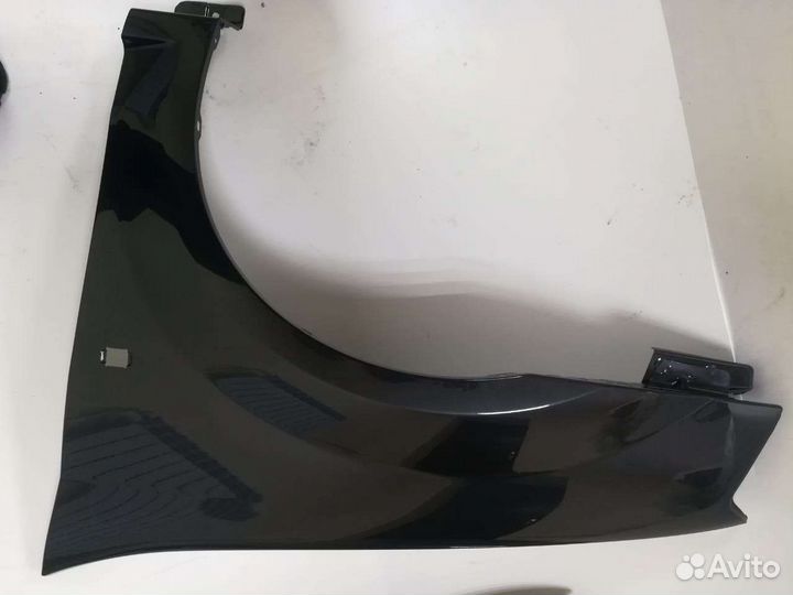 Крыло переднее в цвет.676/Renault logan
