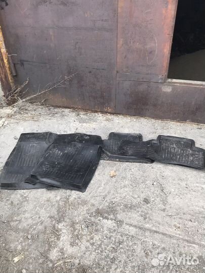 Автомобильные коврики резиновые ваз