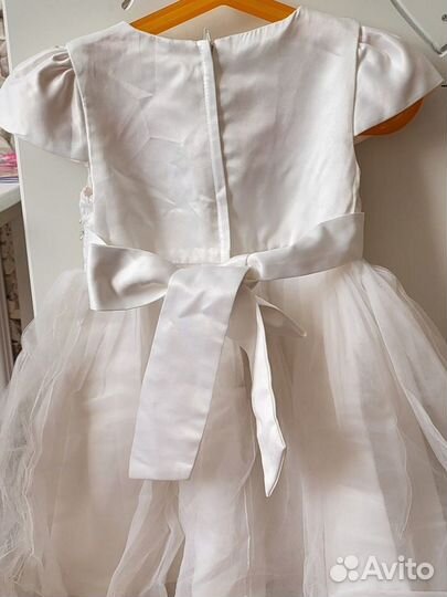 Платье для девочки праздничное нарядное белое