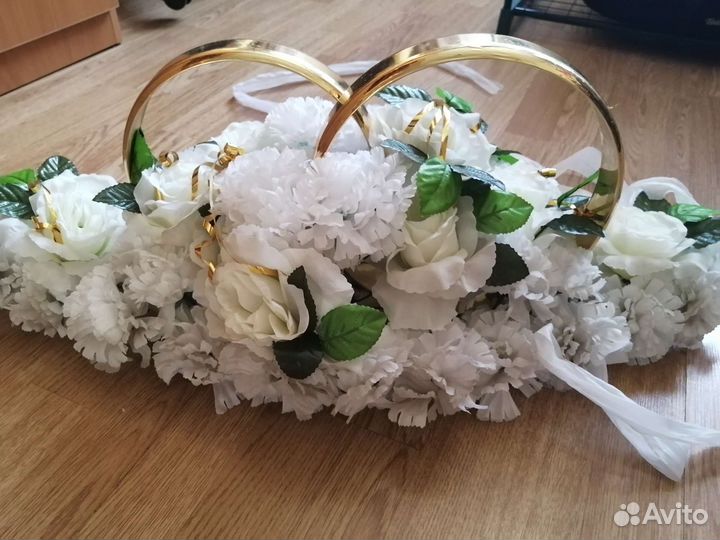 Кольца на машину свадебные