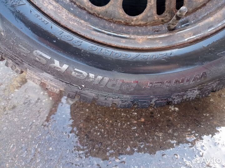 Hankook Winter I'Pike RS2 W429 205/60 R16