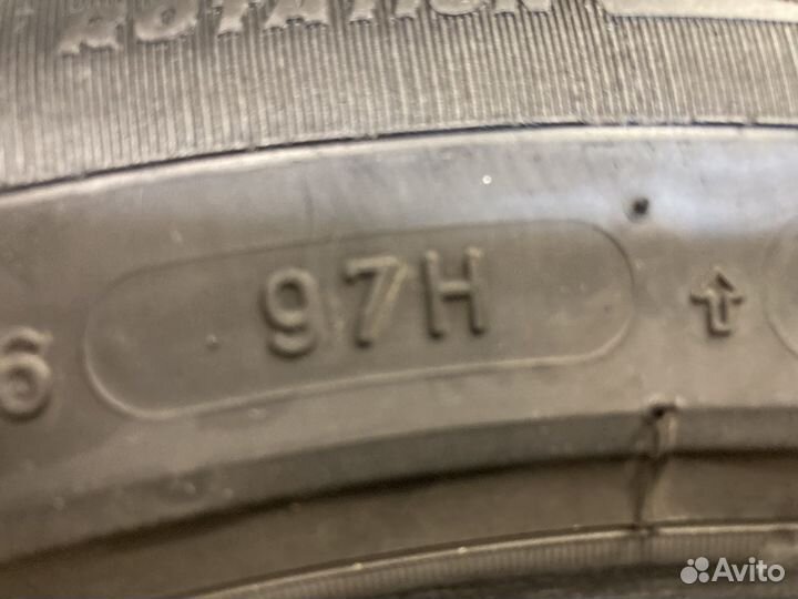 Michelin X-Ice 215/55 R16 97H