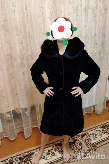 Шуба мутоновая с капюшоном 42-44