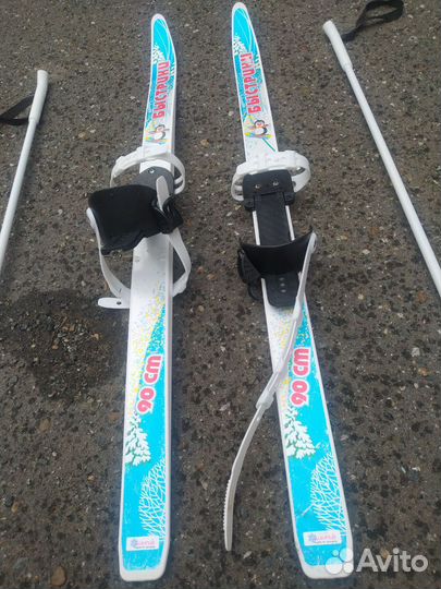 Беговые лыжи детские 90 и палки