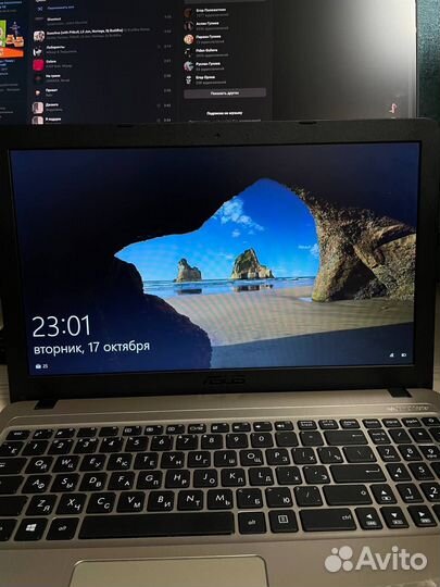 Ноутбук asus