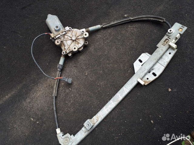 Стеклоподъемник Volkswagen Passat B3