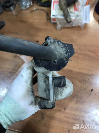 Расширительный бачок Toyota Corolla e11